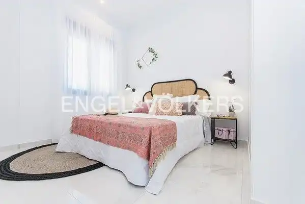 Habitación de Casa o chalet en venta en Orihuela con Aire acondicionado, Calefacción y Jardín privado