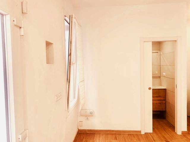 Planta baja en Venta en Carrer de Sant Elm en La Barceloneta