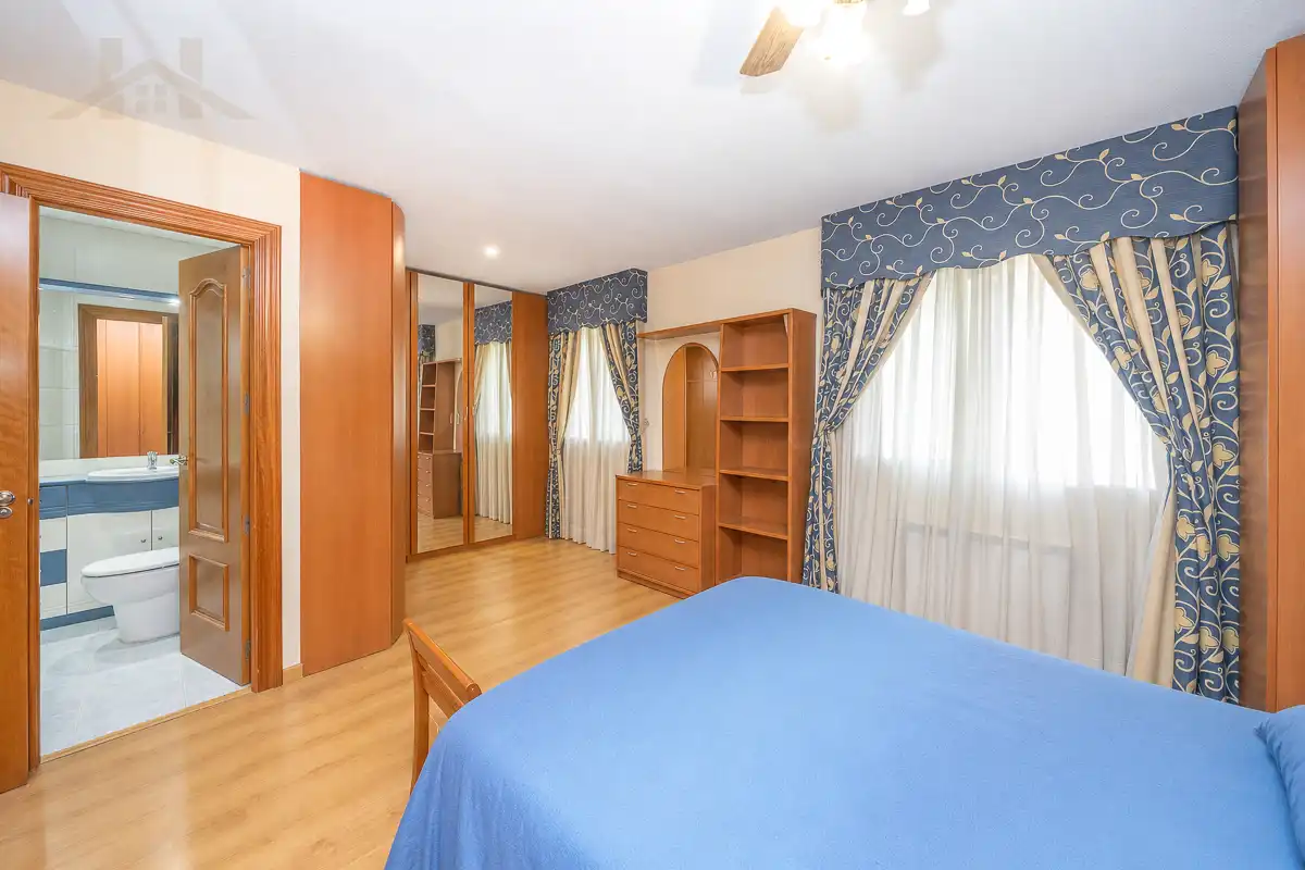 Dormitori de Casa o xalet en venda en Collado Mediano amb Terrassa i Traster
