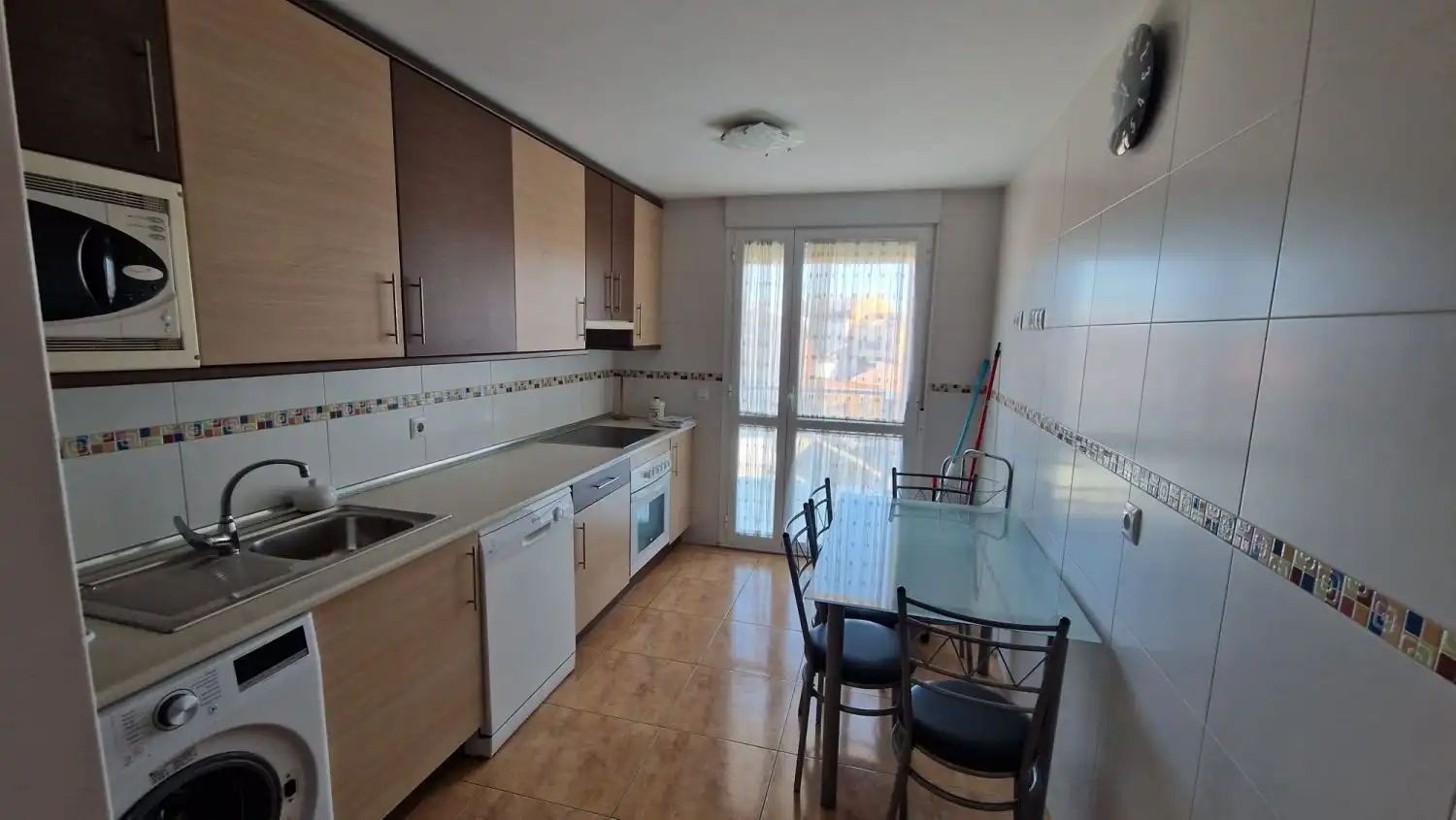 Küche von Wohnung zum Verkauf in León Capital  mit Heizung, Parkett und Terrasse