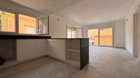 Foto 2 de Pis en venda a Carrer Roger de Lloria, 26, El Pedró, Girona