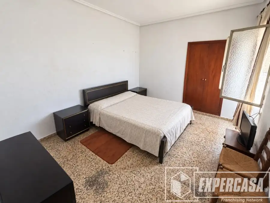 Bedroom of Flat for share in Casco Antiguo  