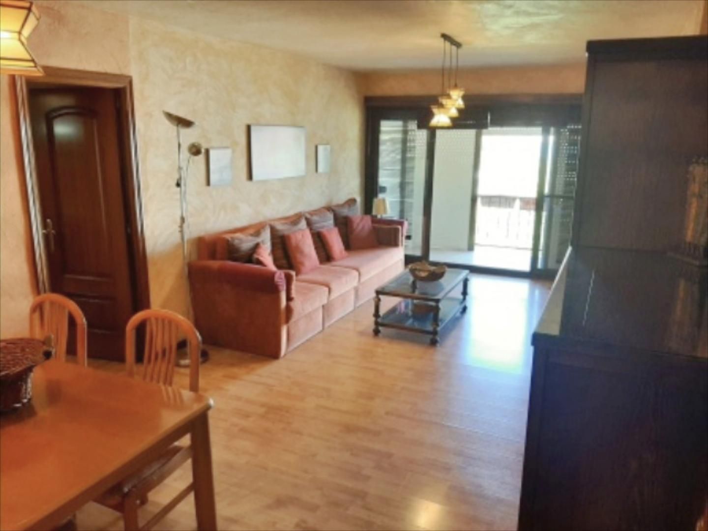 Sala d'estar de Pis en venda en Alcalá de Guadaira amb Terrassa i Piscina