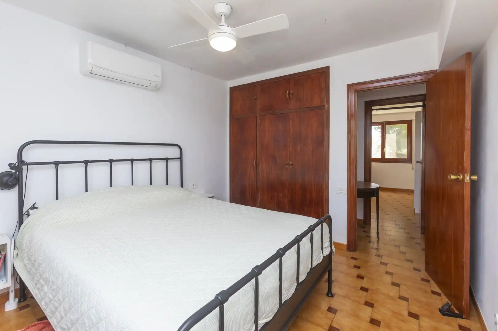 Schlafzimmer von Haus oder Chalet zum Verkauf in Benicasim / Benicàssim mit Klimaanlage, Privatgarten und Terrasse