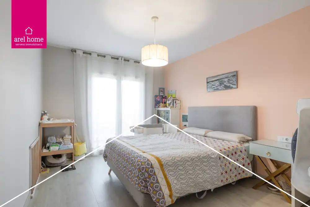 Schlafzimmer von Wohnung zum Verkauf in Esplugues de Llobregat mit Klimaanlage, Heizung und Parkett
