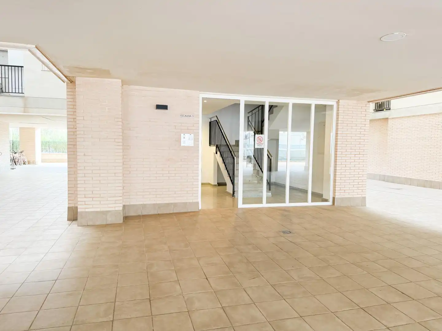 Apartamento de alquiler en El Puig de Santa Maria con Calefacción, Jardín privado y Terraza