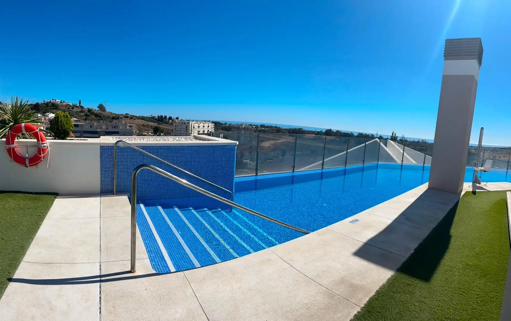 Piscina de Pis de lloguer en Marbella amb Aire condicionat, Calefacció i Terrassa