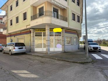 Local commercial à louer à Calle Ciudad de Guarda