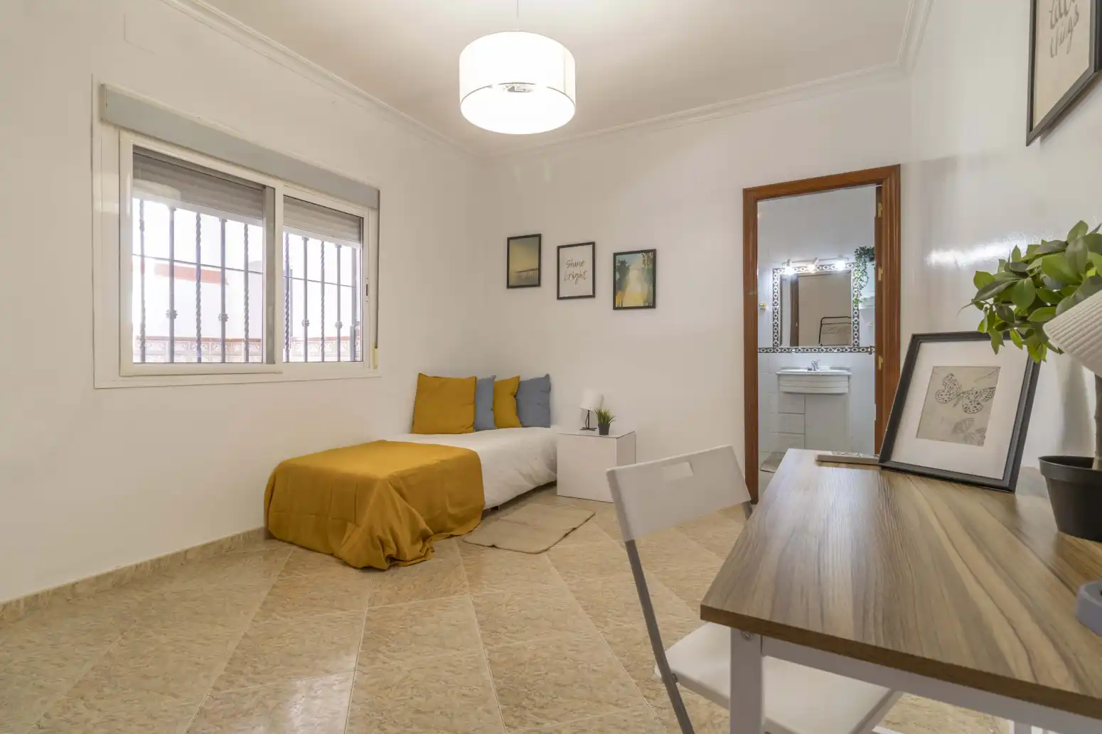 Casa adosada en venda a Tablada