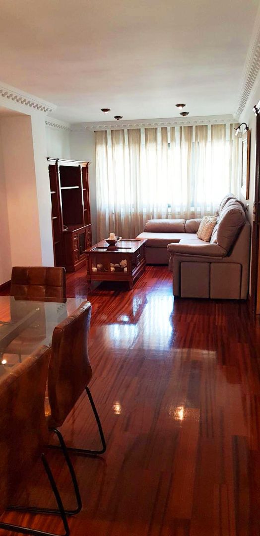 Sala d'estar de Casa o xalet en venda en  Albacete Capital amb Aire condicionat, Calefacció i Parquet