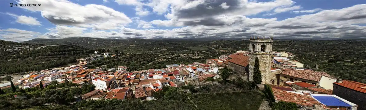 Vista exterior de Local en venta en Cervera del Maestre