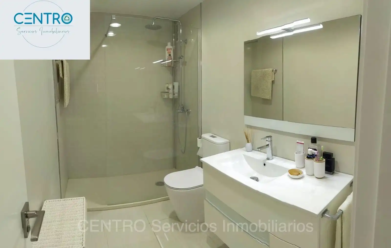 Bany de Apartament en venda en Alemanes