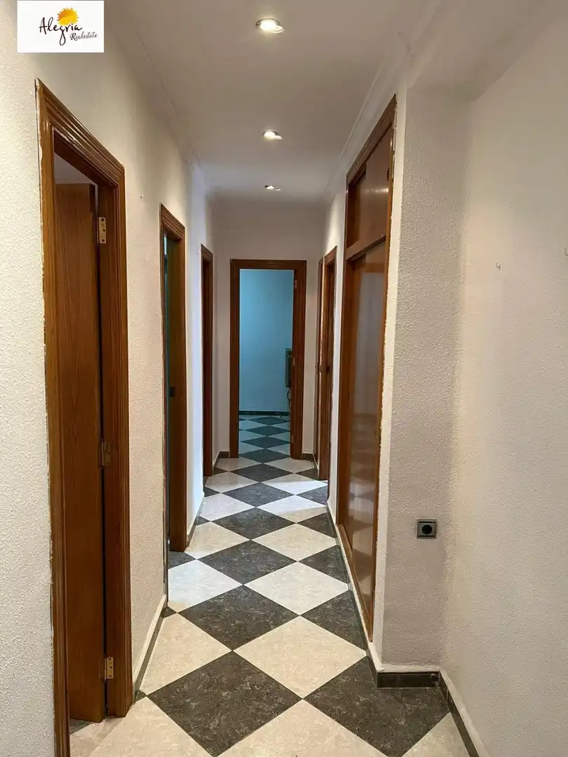 Wohnung zur Miete in Xirivella mit Klimaanlage, Möbliert und Balkon