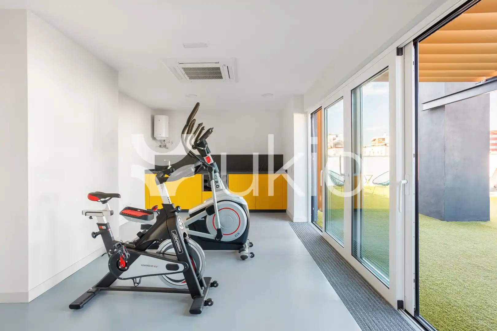Habitación de Apartamento de alquiler en Madrid con Calefacción, Terraza y Amueblado