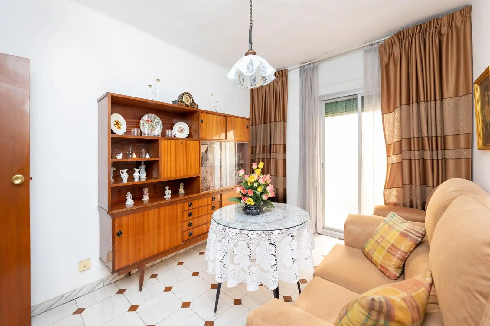 Sala de estar de Piso en venta en Granada con Terraza y Balcón