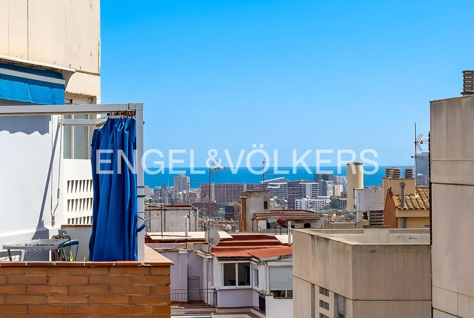 Terrasse von Wohnung zum Verkauf in Barcelona mit Klimaanlage, Heizung und Abstellraum
