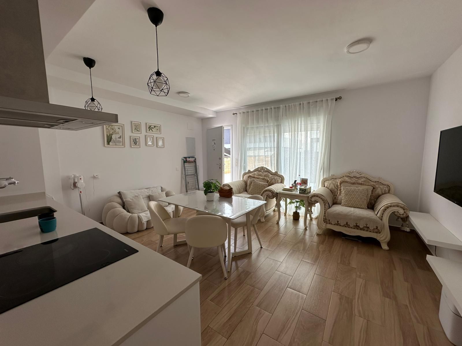 House or chalet to rent in Calle CHIPRE, Monte y Mar, Gran Alacant, Santa Pola