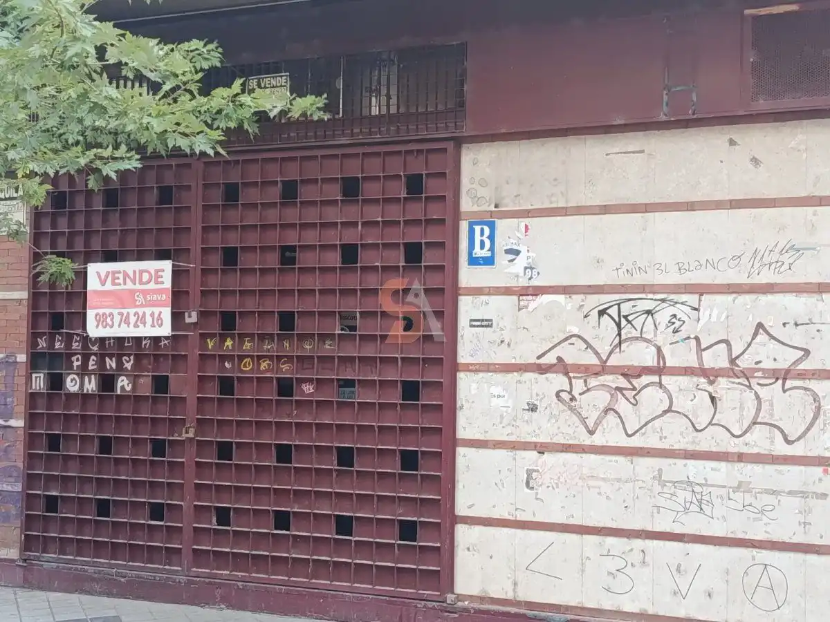 Parking of Commercial properties for sale in Valladolid  with Air Conditioner