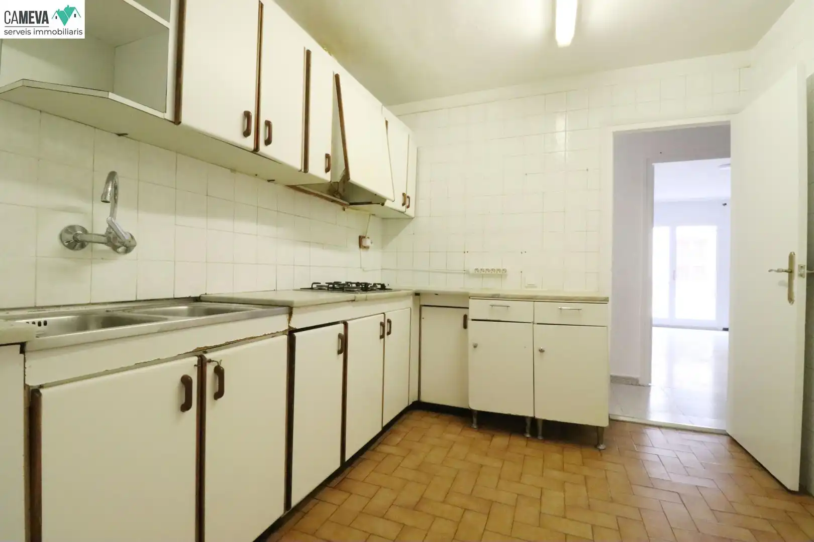 Cuina de Pis en venda en Badalona amb Balcó