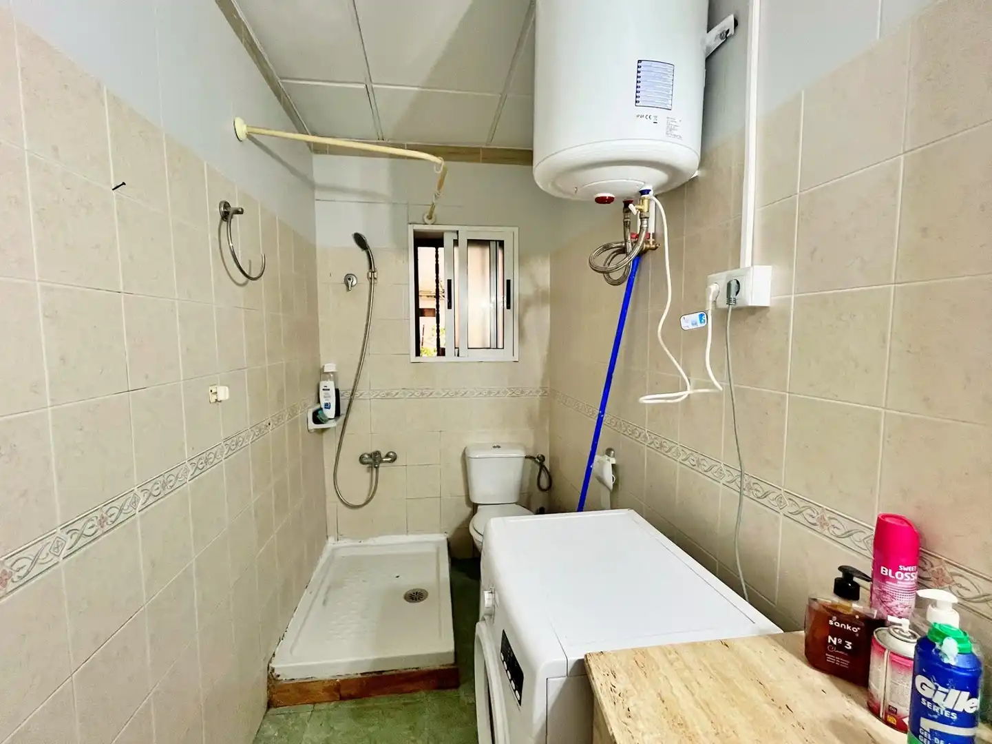 Bathroom of Ground floor for sale in Tortosa