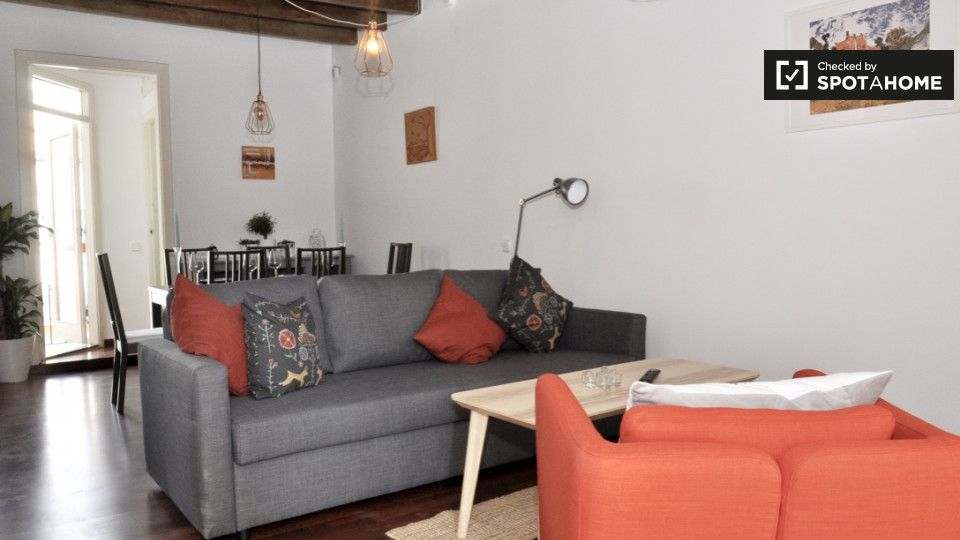 Sala d'estar de Pis de lloguer en L'Hospitalet de Llobregat amb Aire condicionat, Calefacció i Moblat