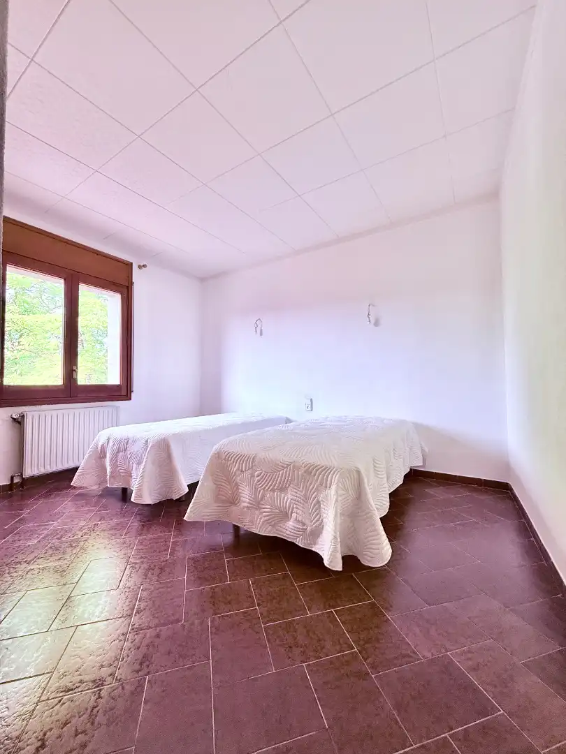 Bedroom of Detached homes for sale in Vila-sacra  with Heating, Private garden and Terrace