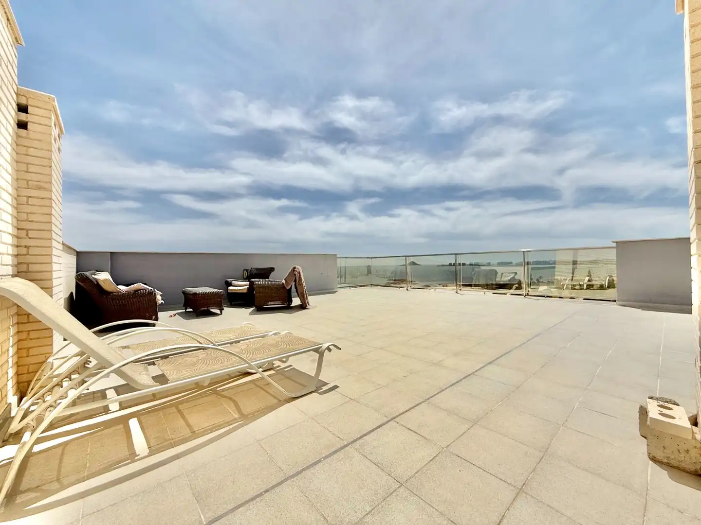 Terraza de Ático en venta en La Manga del Mar Menor con Aire acondicionado, Terraza y Trastero