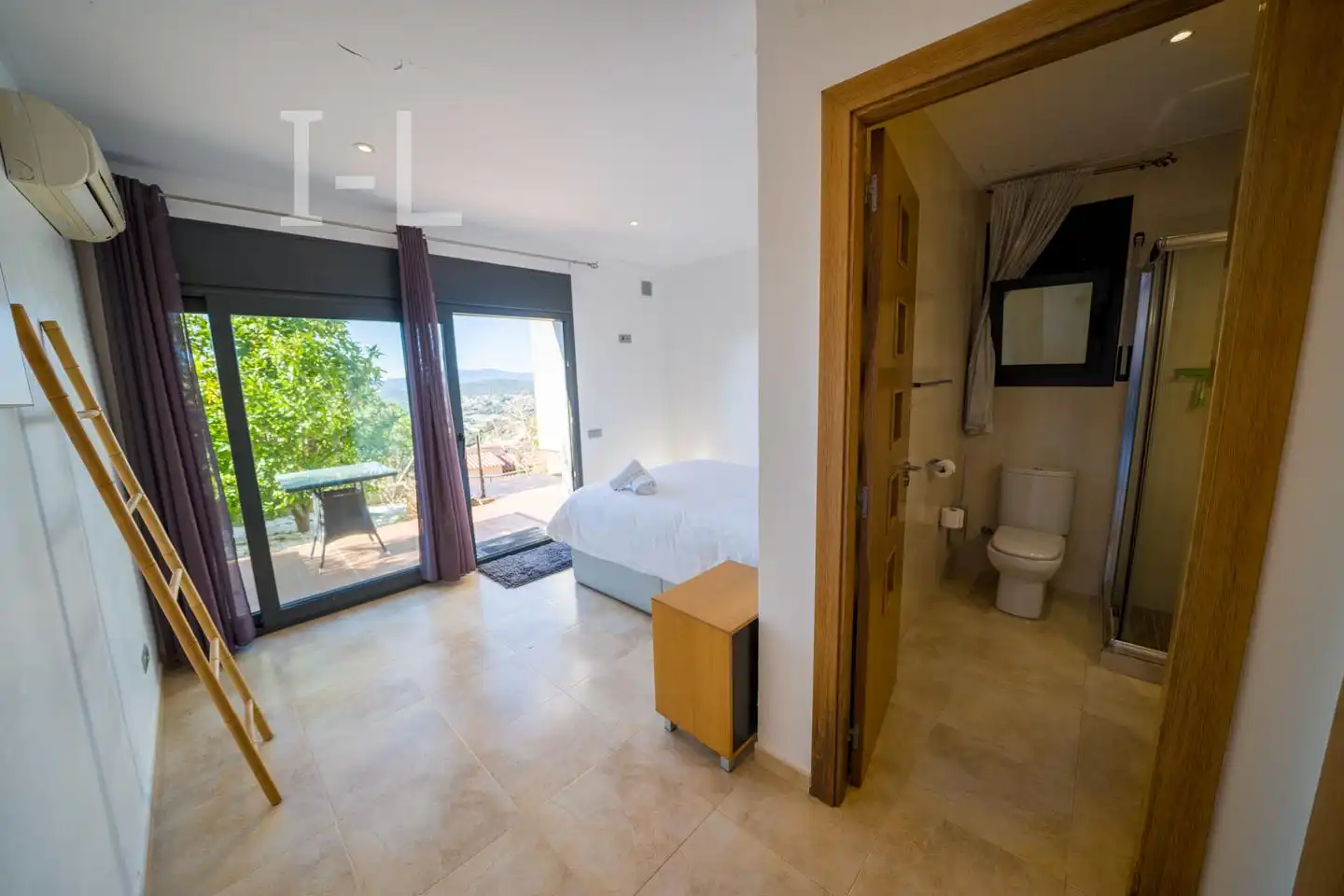 Dormitori de Casa o xalet en venda en Lloret de Mar amb Calefacció, Terrassa i Piscina