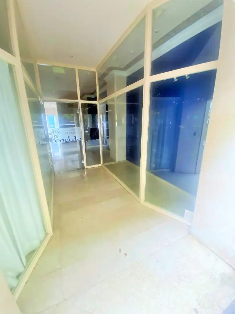 Business premises to rent in Carrer de Joaquín Costa 43, imagen 32