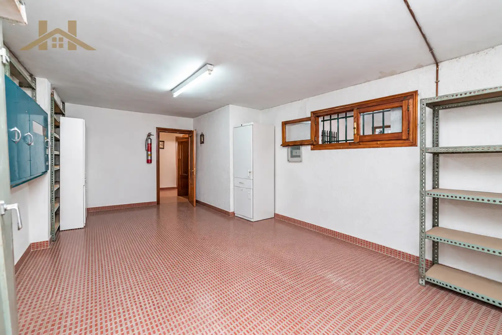 Casa aparellada amb terrassa en venda a Calle de Mercedes de la Cadiniere, imagen 28