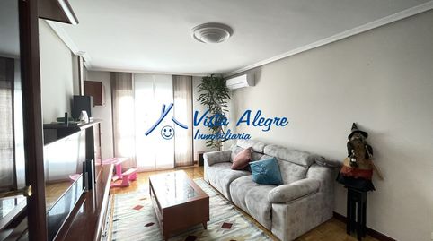Foto 2 de Piso en venta en Calle Donantes de Sangre, Haro, La Rioja