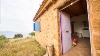 Vista exterior de Casa o xalet en venda en Lanjarón amb Jardí privat