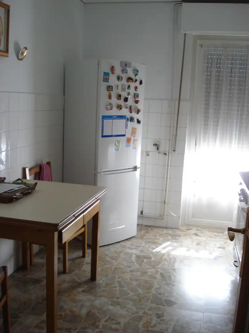 Cocina de Piso en venta en  Pamplona / Iruña con Balcón
