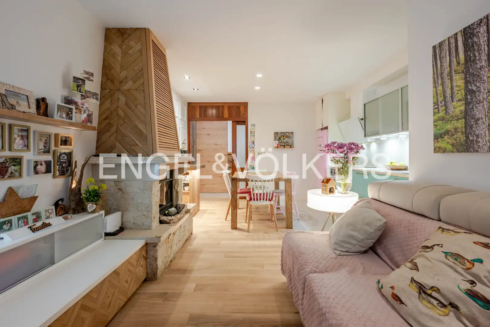 Sala de estar de Piso en venta en Hernani con Calefacción, Amueblado y Balcón