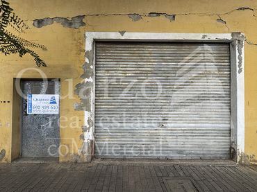 Nave industrielle à vendre à Avinguda de Ramón Ortega