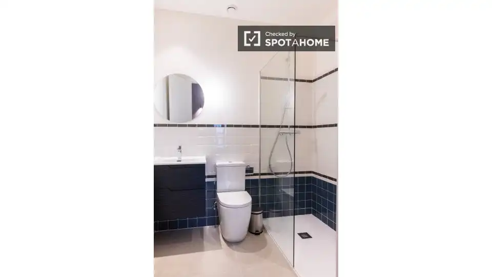 Flat with terrace to rent in Eixample, imagen 2