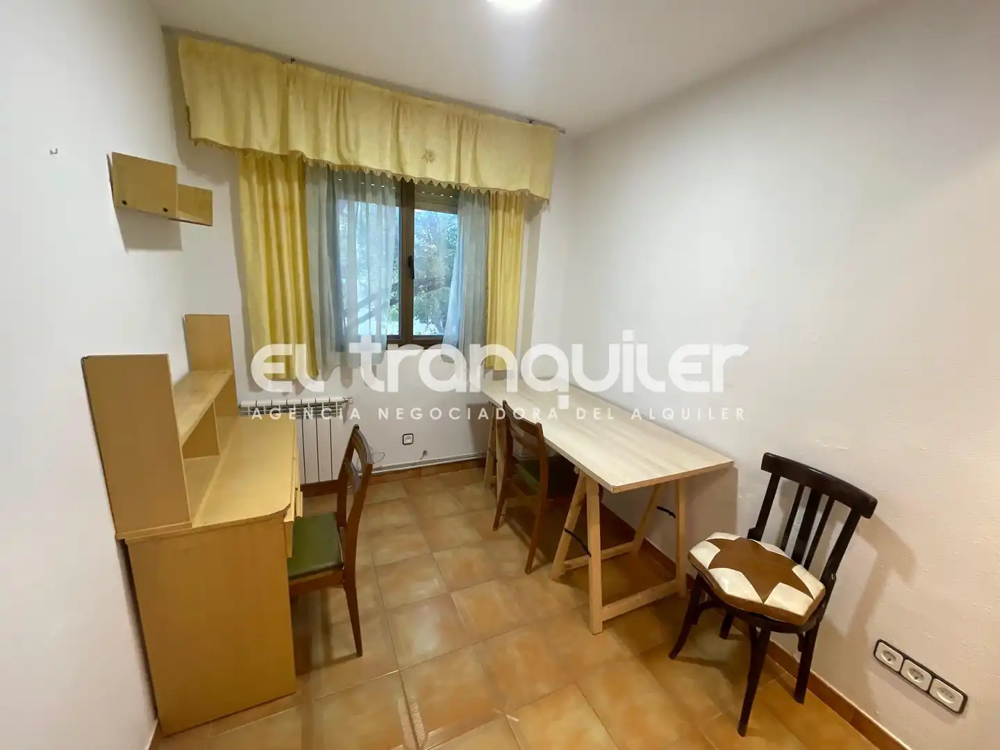 Flat for rent in Pinto  with Air Conditioner, Furnished and Washing machine