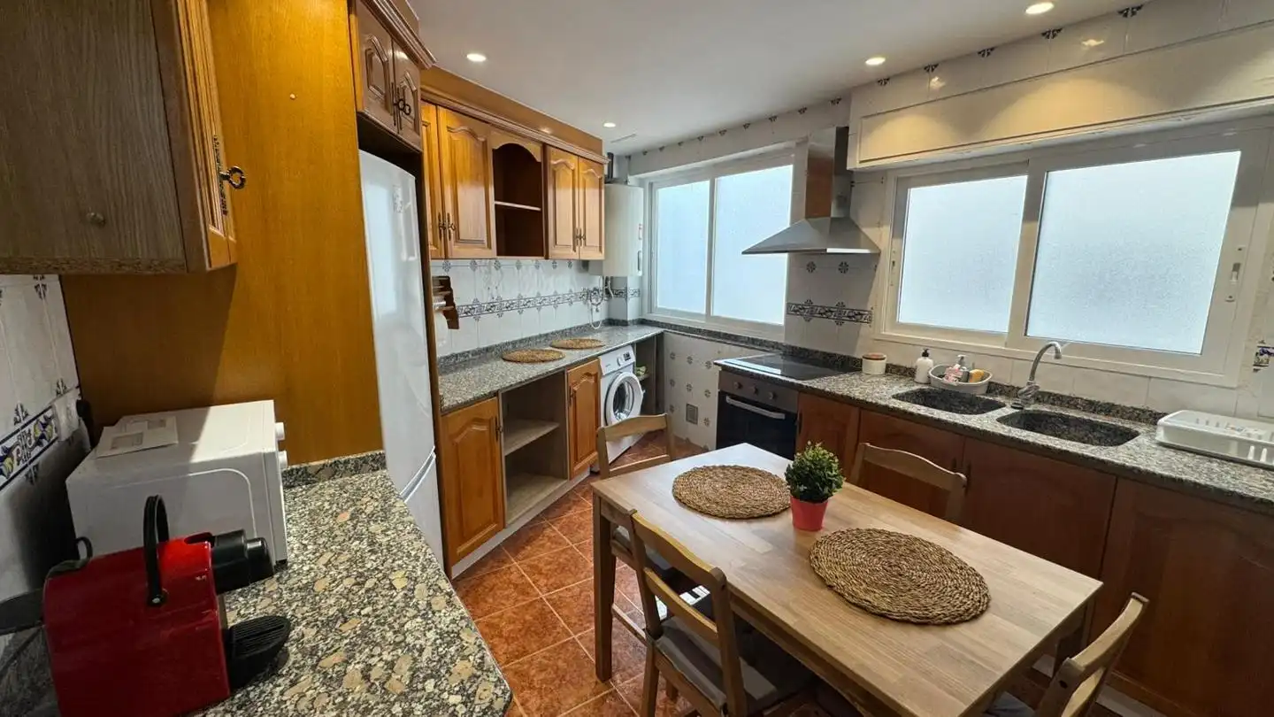 Habitación en Mestre Marçal, Torrefiel