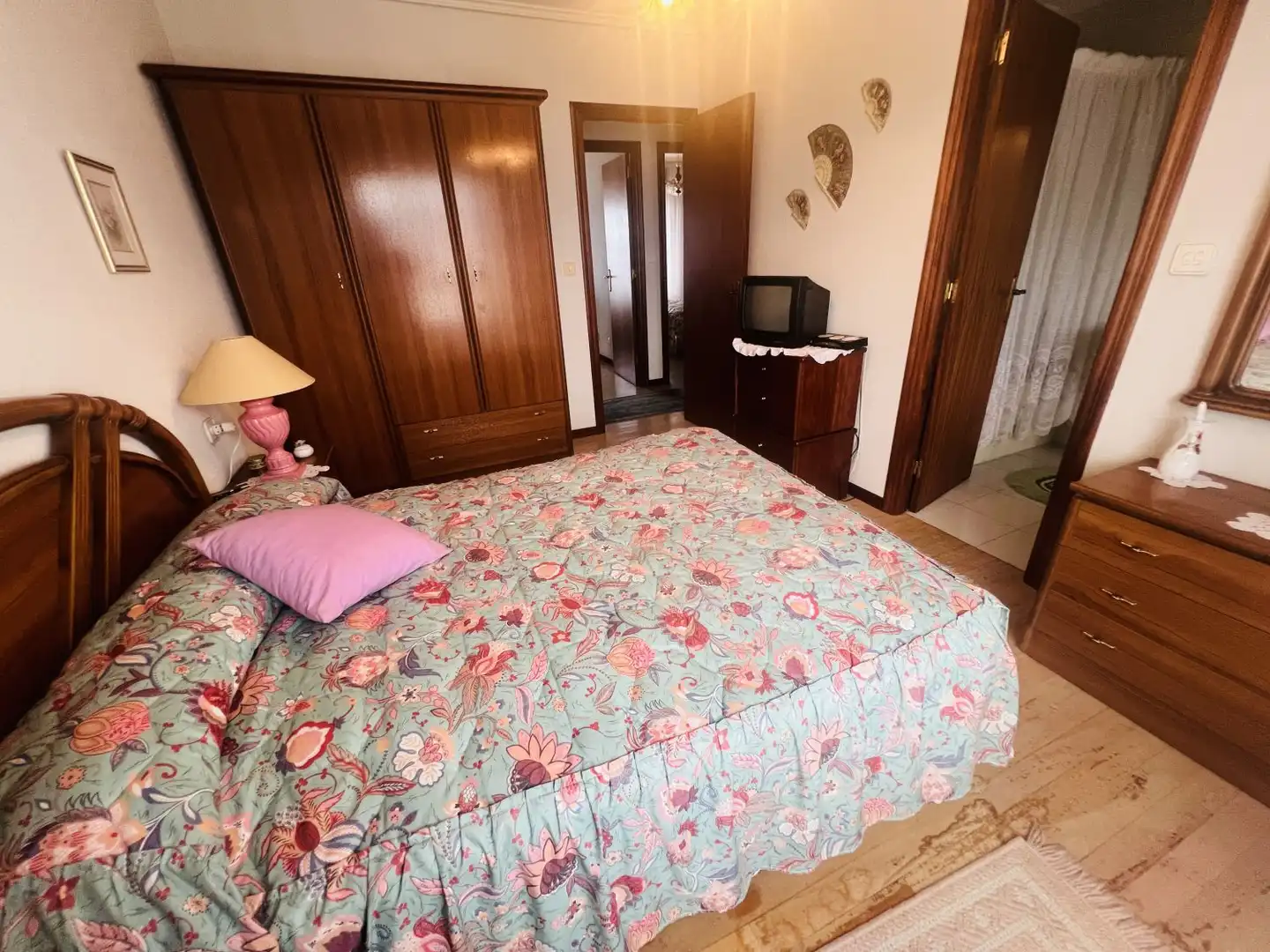 Schlafzimmer von Wohnung zum Verkauf in Colindres mit Heizung, Terrasse und Abstellraum