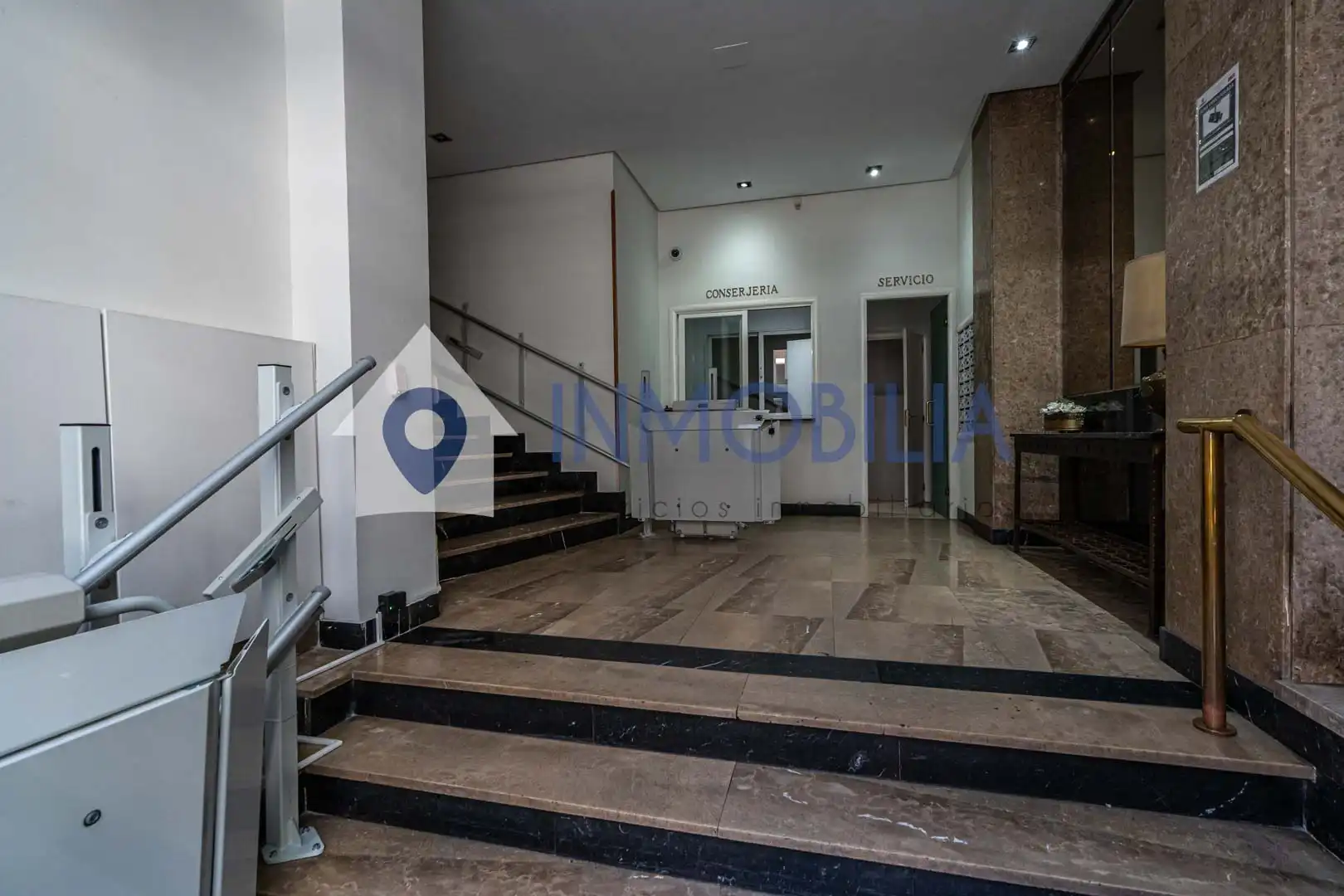 Flat with lift for sale in Calle de Cea Bermúdez, imagen 48