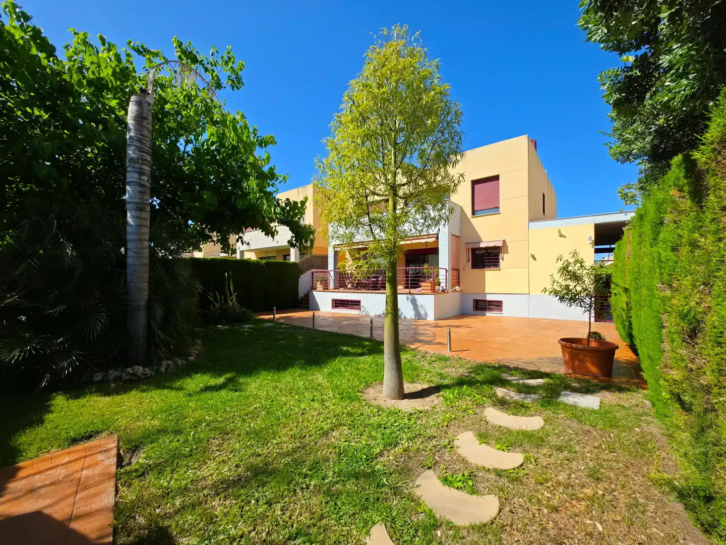Chalet con terraza en venta en Carrer Capricorn, imagen 3