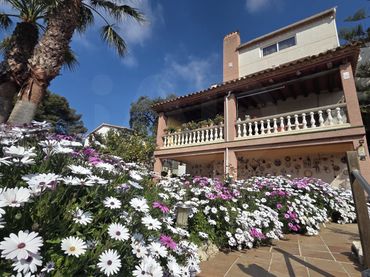 Haus mit Pool zum Verkauf in Bellvei