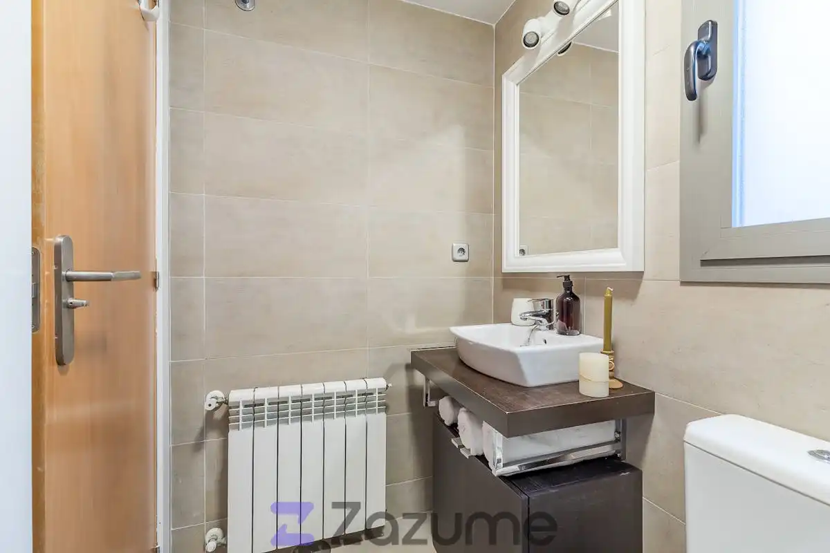 Flat for rent in C. del Divino Redentor, Valdeacederas