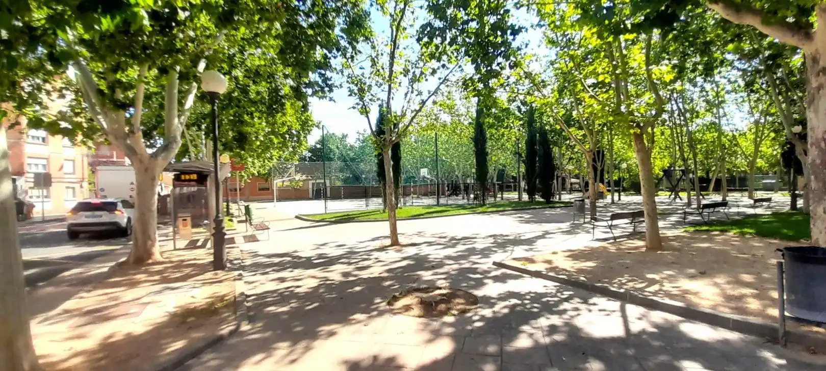 Exterior view of Commercial properties for sale in  Logroño