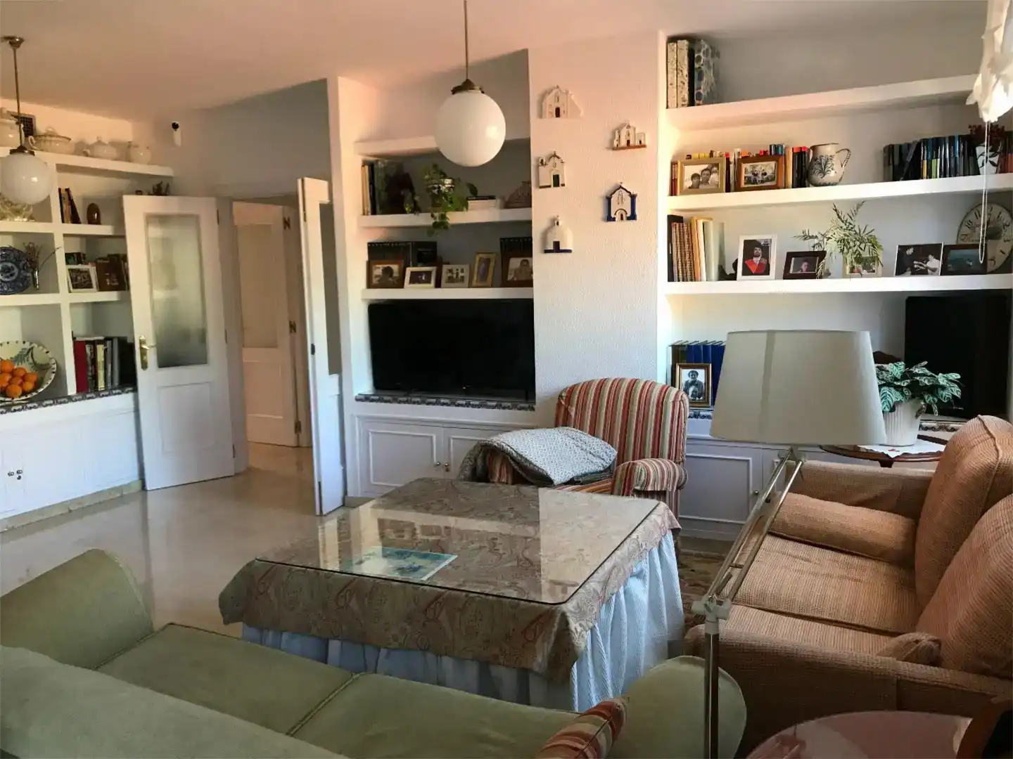 Sala d'estar de Pis en venda en  Sevilla Capital amb Aire condicionat