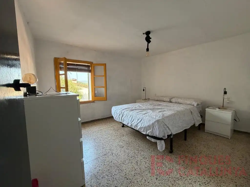 Dormitori de Casa o xalet en venda en Anglès amb Terrassa