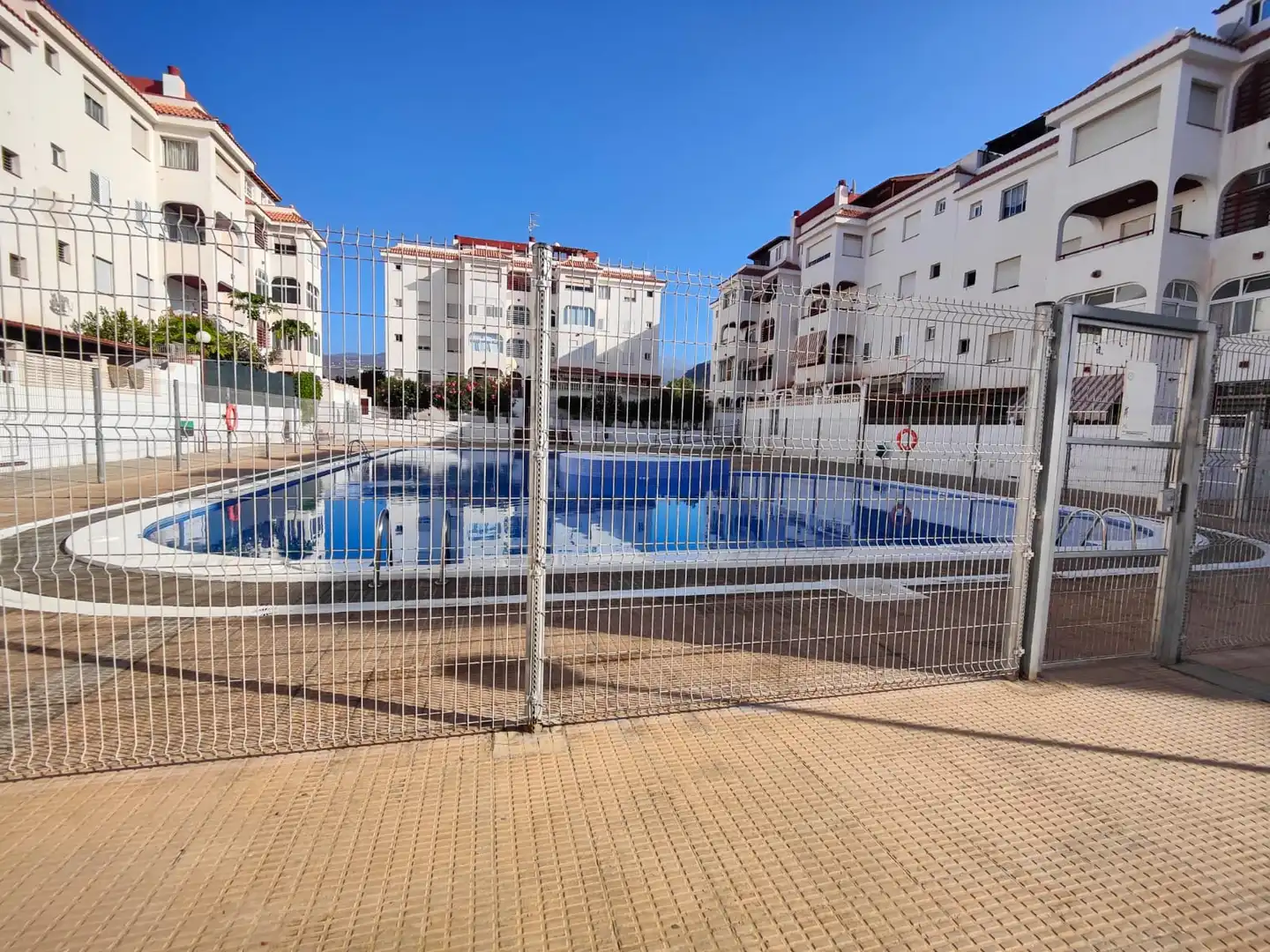 Piscina de Planta baja en venta en Arona con Jardín privado, Terraza y Amueblado