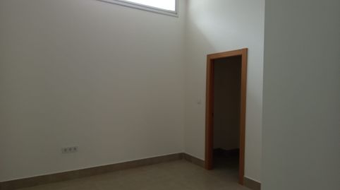 Foto 2 von Geschaftsraum zur Miete in Avenida Roces, 1140, Nuevos Roces, Gijón