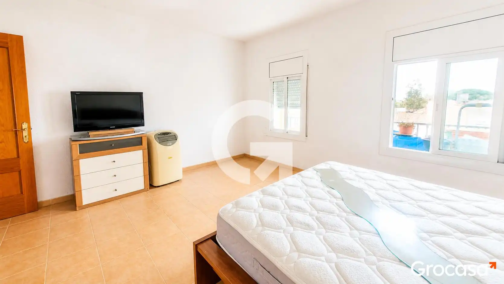 Habitación de Piso en venta en Cubelles con Horno y Balcón