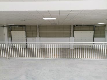 Nave industrielle avec ascenseur à louer à Carretera a-8078
